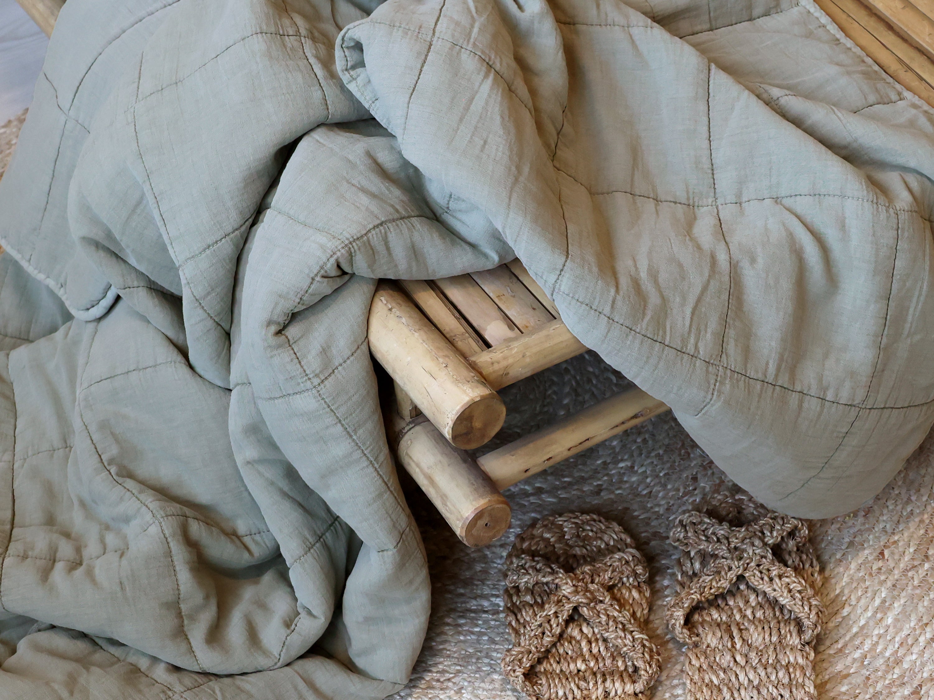 Chic Antique Vintage Quilt Grün im skandinavischen Landhausstil