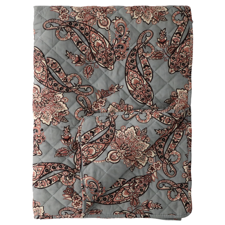 Detailaufnahme Chic Antique Aix Quilt mit Paisley Muster und Steppstruktur