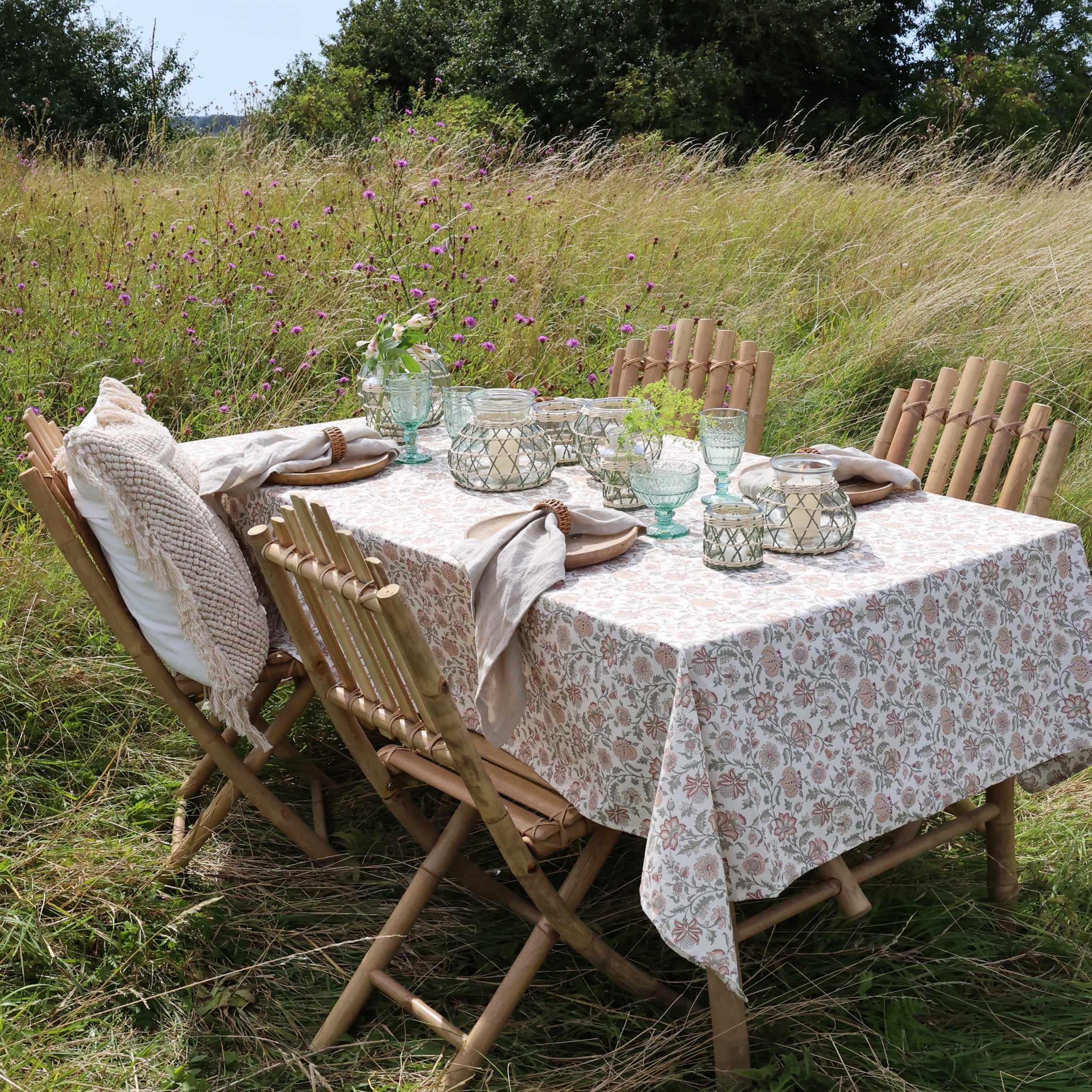 Chic Antique Aix Tischdecke Blumendruck