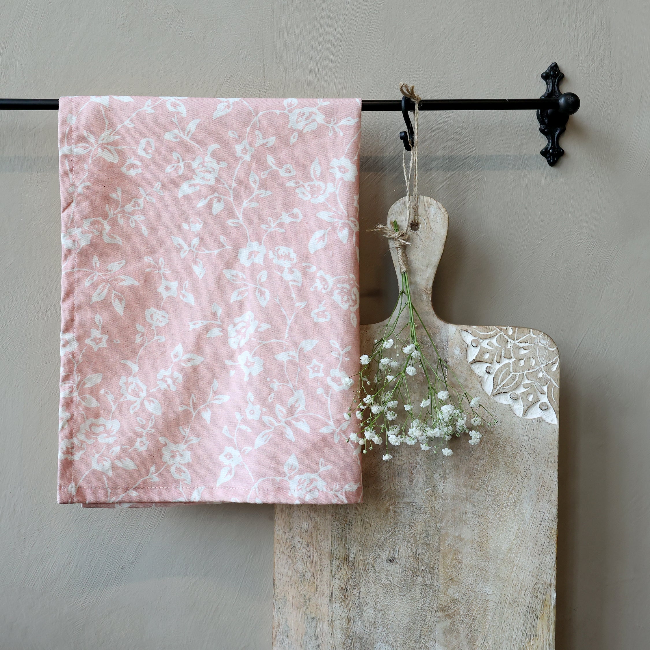 Florales Küchentuch Chic Antique Aix Wildrosen im Landhausstil