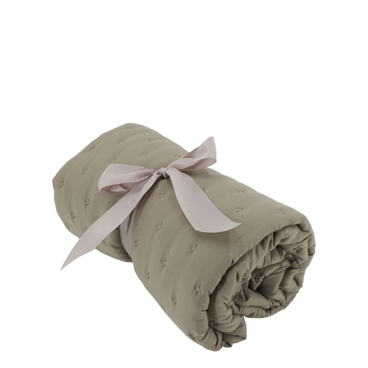 Chic Antique Aix Soft Quilt Latte