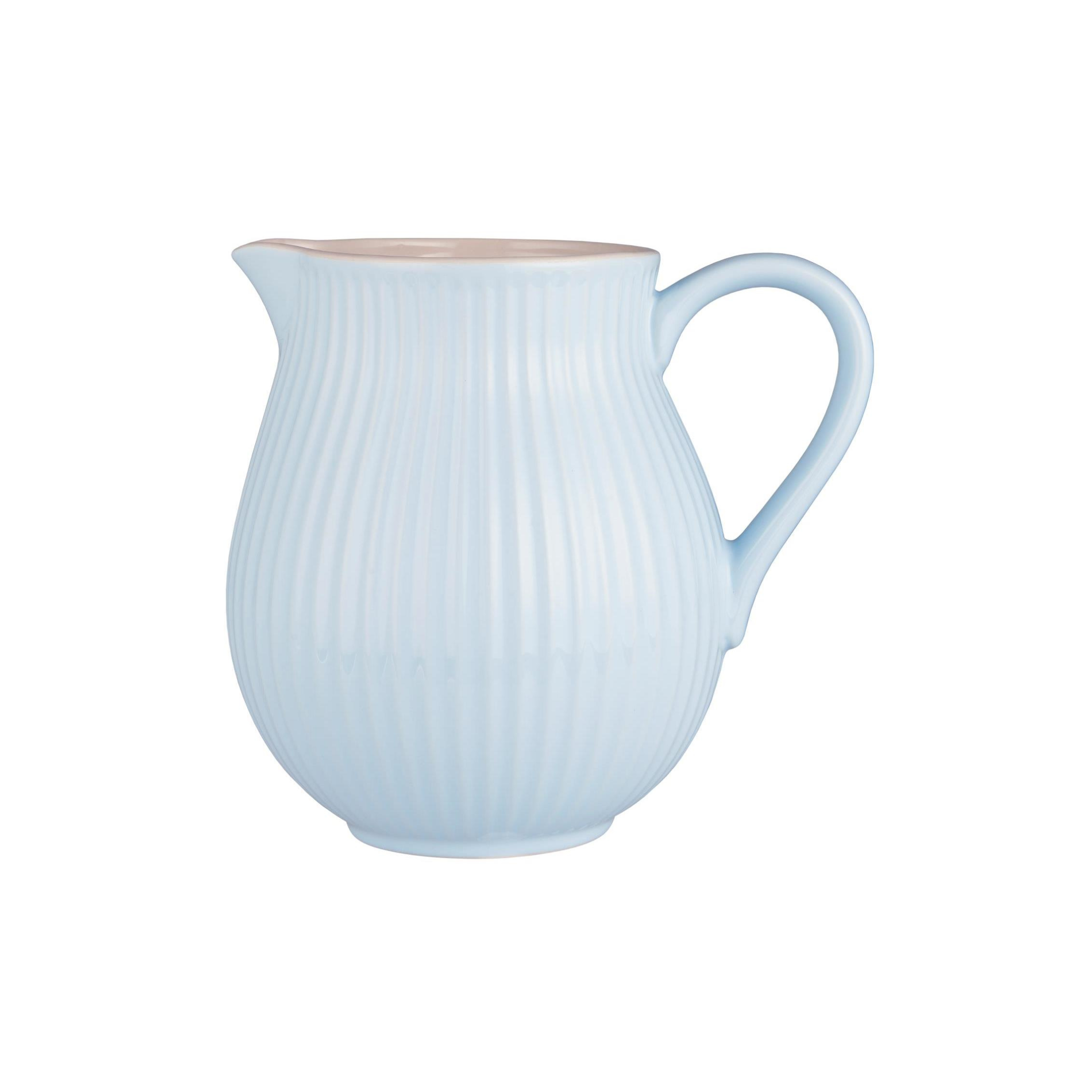 Ib Laursen Mynte Kanne Stillwater 2 Liter aus hellblauem Steingut freigestellt