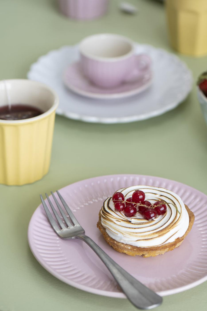 IB Laursen Mynte Frühstücksteller English Rose aus Steingut mit geriffeltem Rand und Dessert