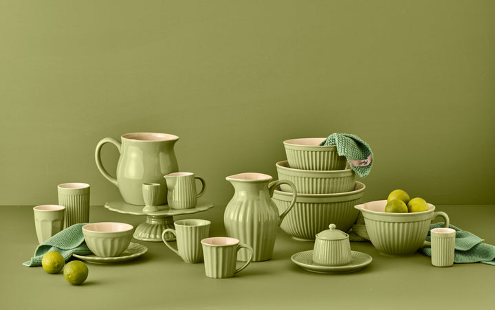 Ib Laursen Mynte® Geschirrserie Wasabi aus Steingut in Grün mit Schalen, Krug und Bechern