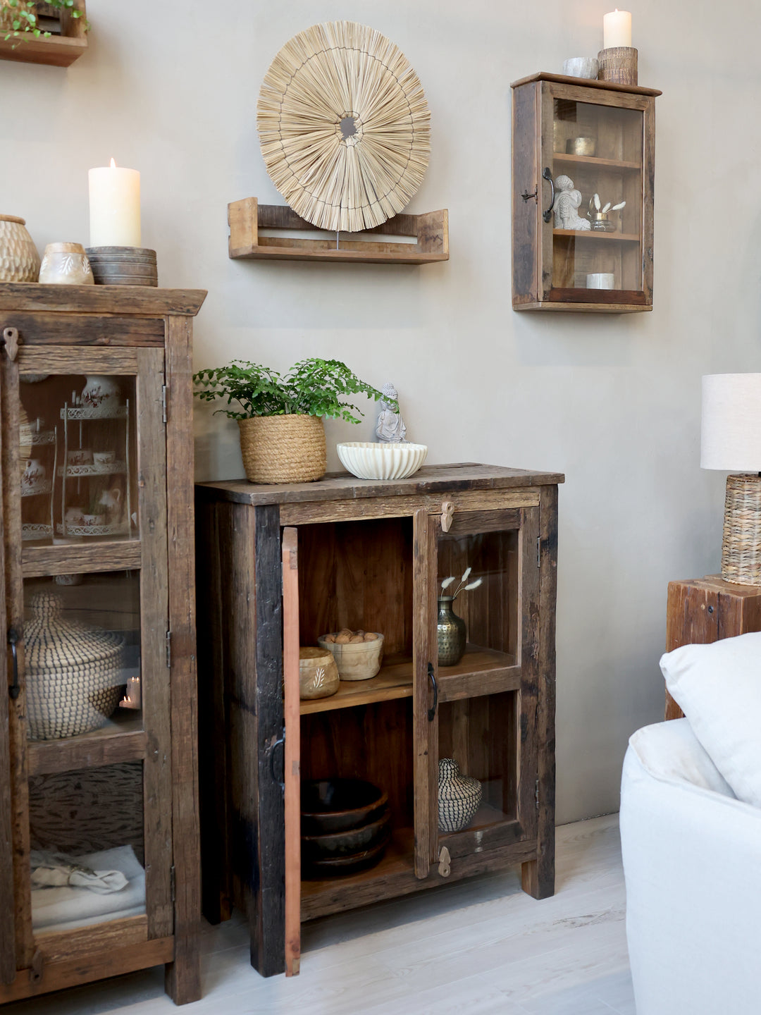 Chic Antique Grimaud Schrank mit Glastüren Natur