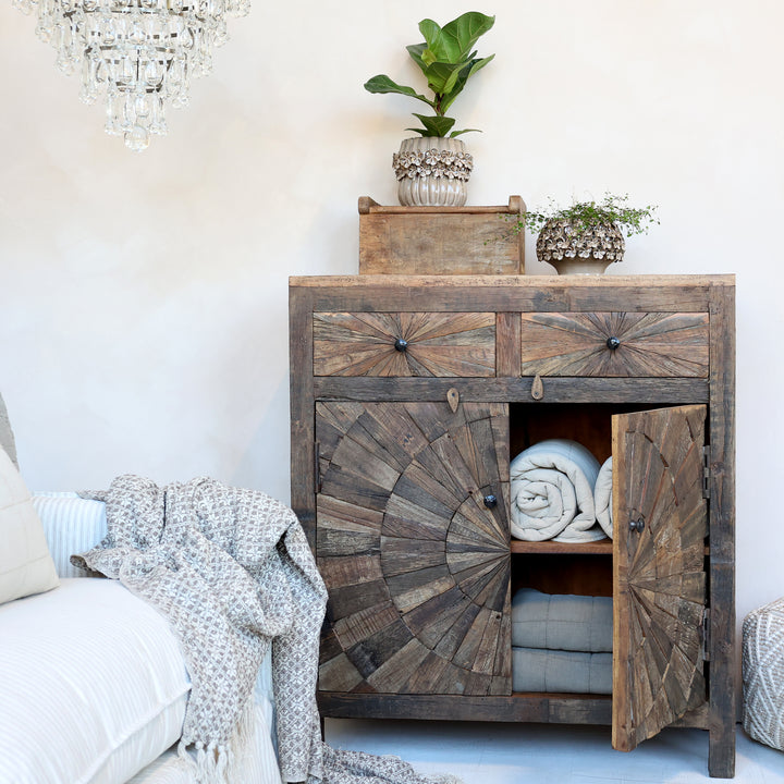 Chic Antique Grimaud Schrank mit Türen und Schubladen Natur