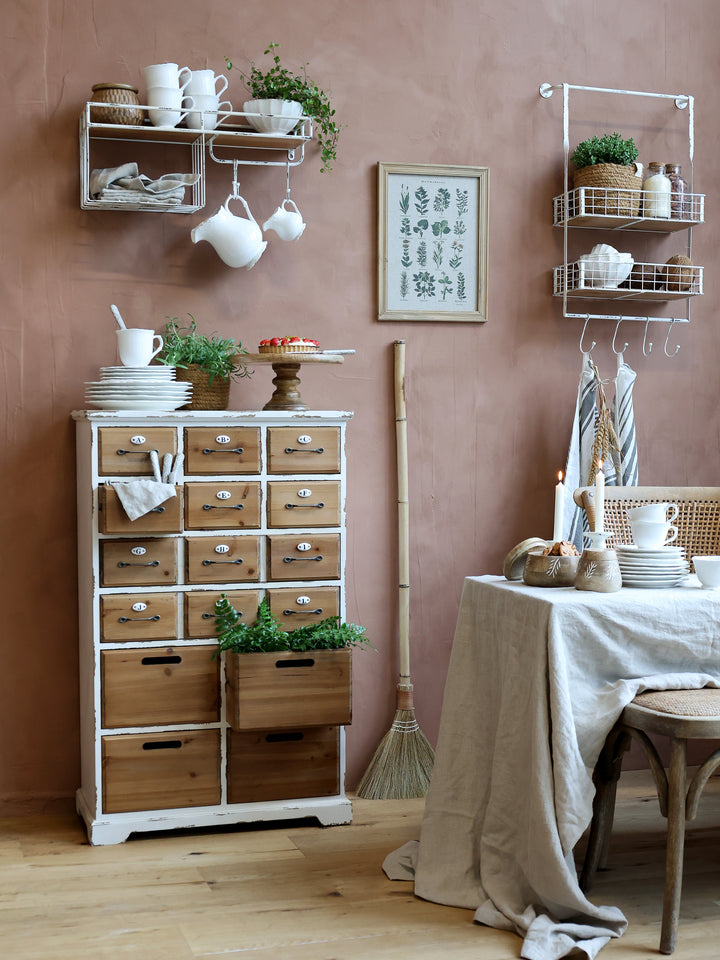 Chic Antique Wandregal mit 2 Körben und 4 Haken Weiß