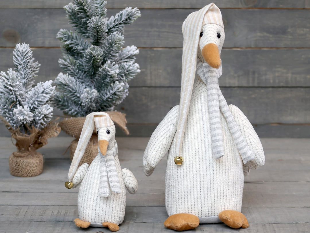 Gustav Gans Figur von Chic Antique als Landhaus Weihnachtsdekoration