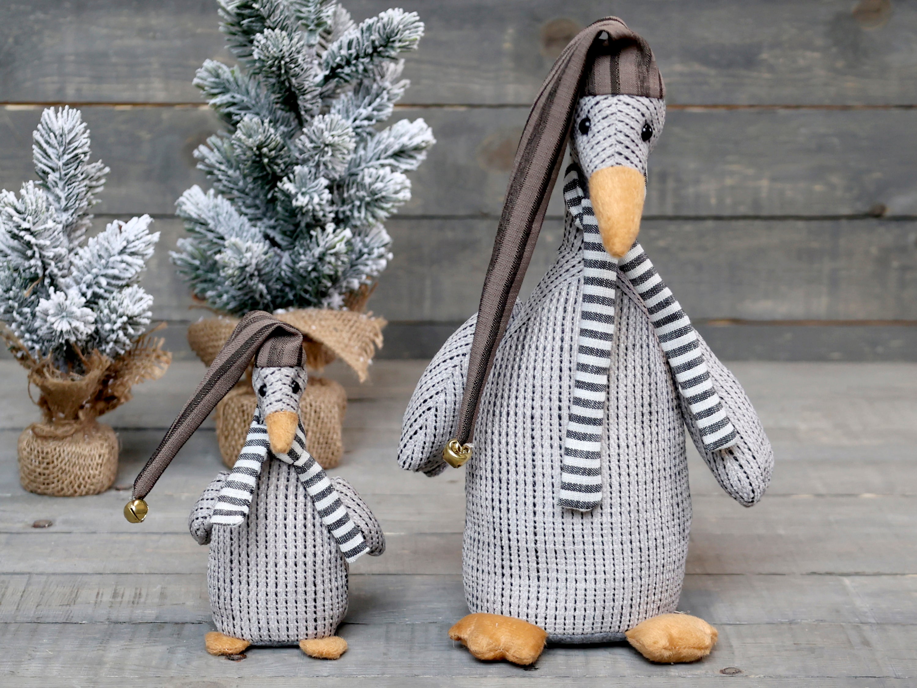 Chic Antique Gustav Gans Figur in Grau als skandinavische Landhaus Dekoration