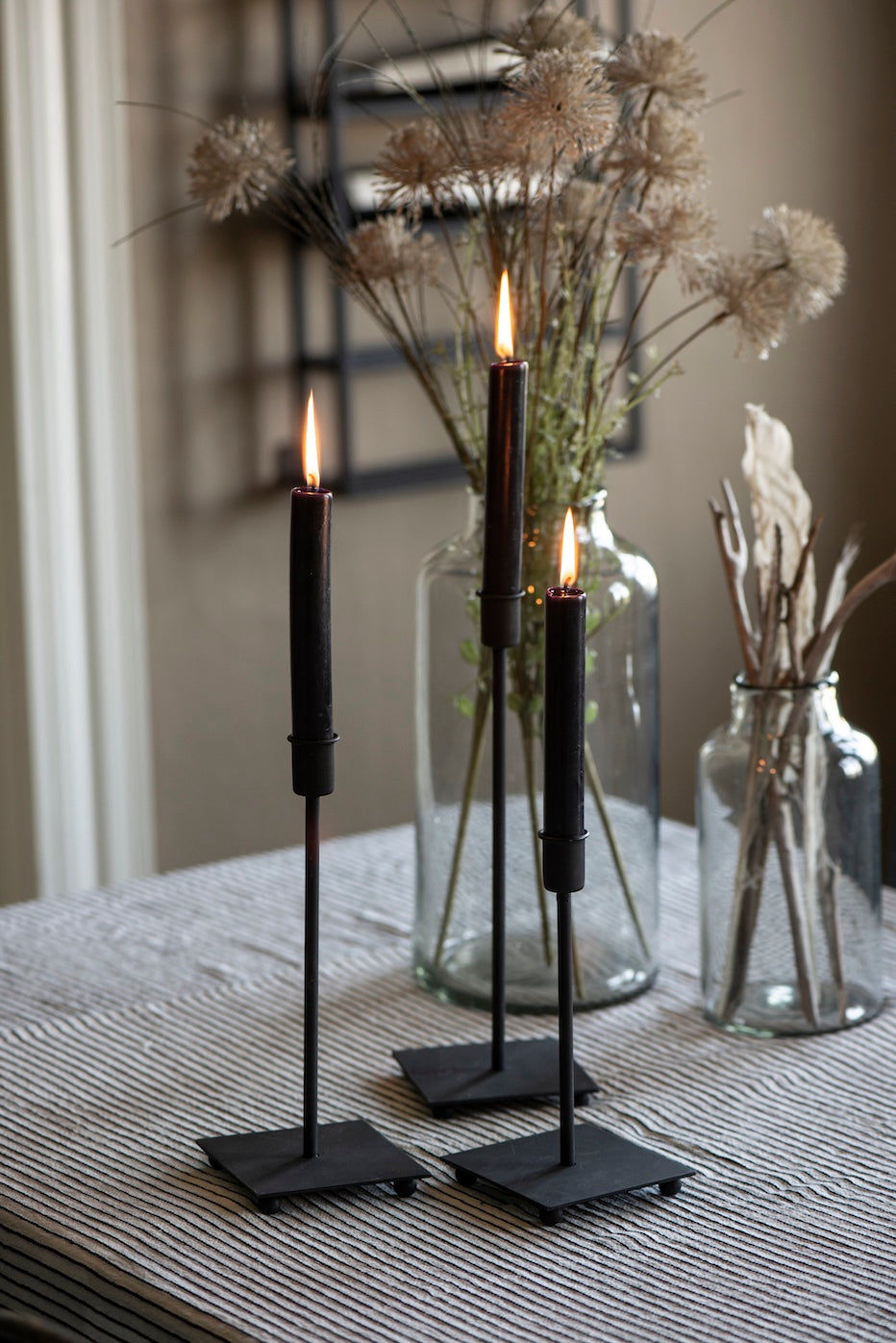 Ib Laursen Kerzenhalter Square Schwarz aus Metall für 2,2 cm Kerzen im modernen Wohnstil