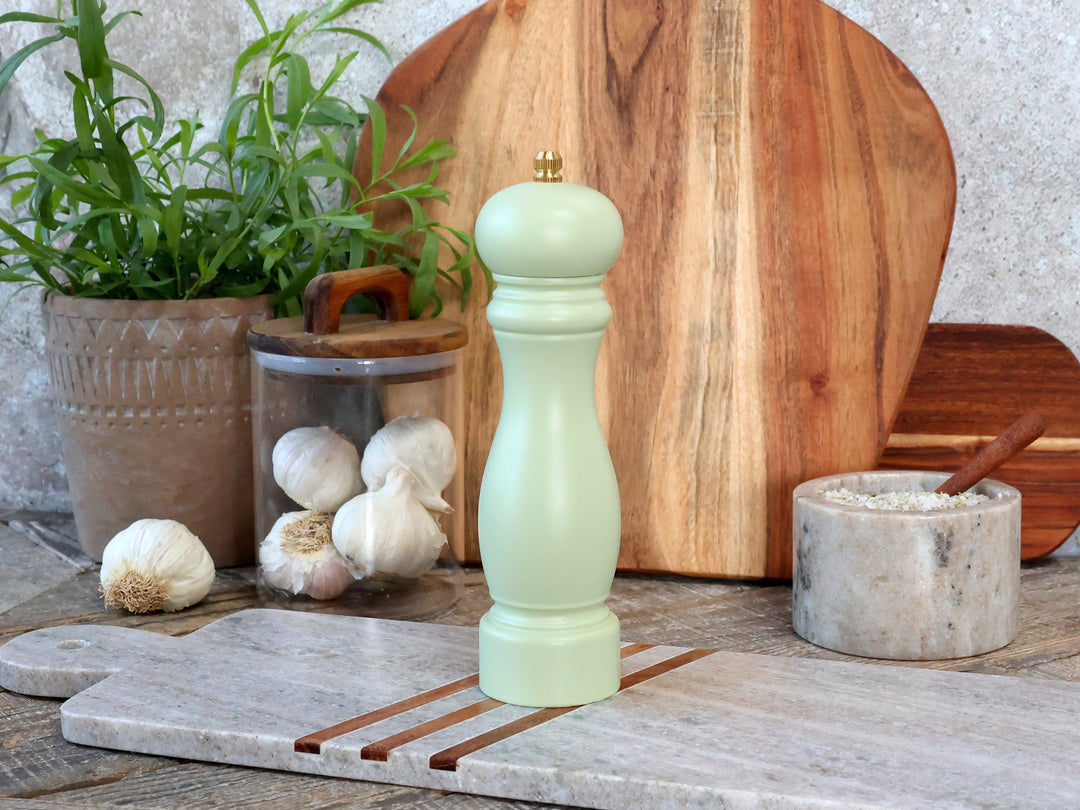 Chic Antique Salz Pfeffermühle Grün im skandinavischen Landhausstil