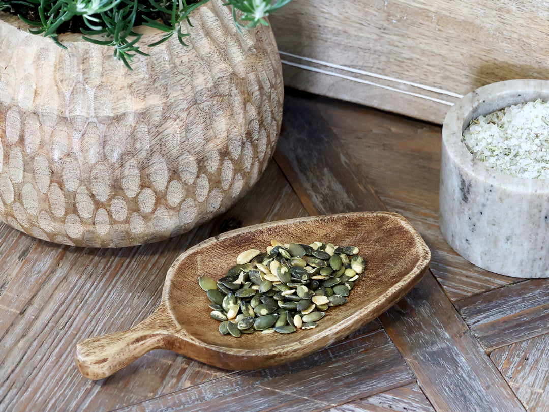 Rustikale Servierplatte von Chic Antique aus natürlichem Mangoholz