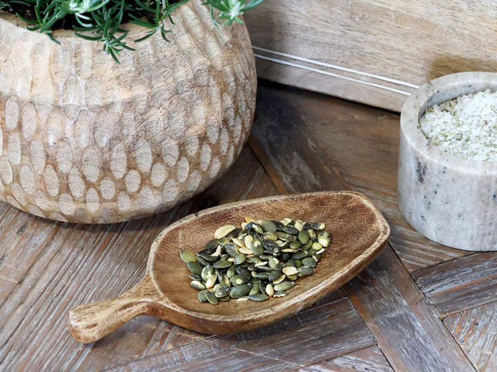 Rustikale Servierplatte von Chic Antique aus natürlichem Mangoholz