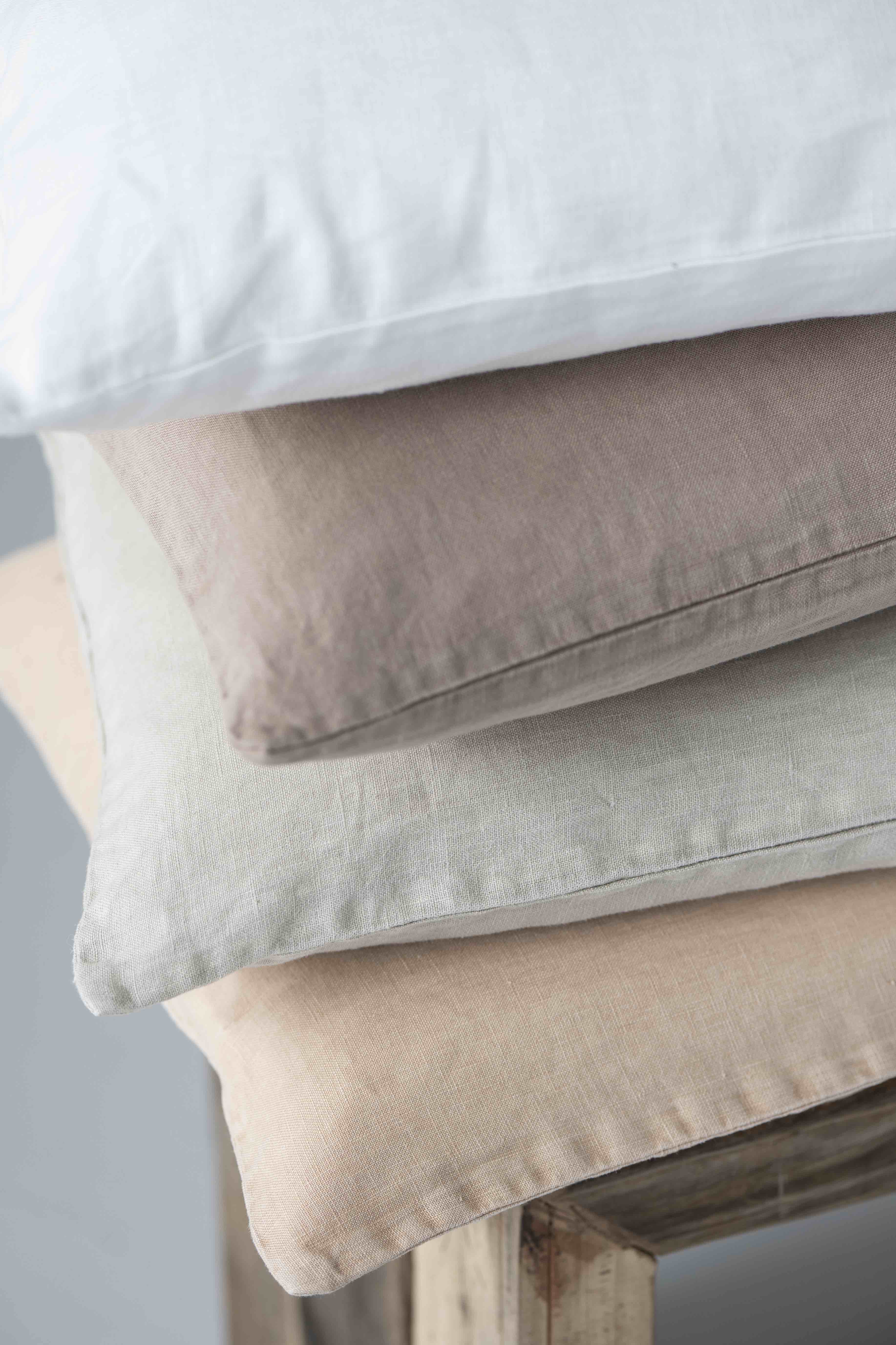 Ib Laursen Kissenbezug aus Leinen in Burned Rose im skandinavischen Wohnstil