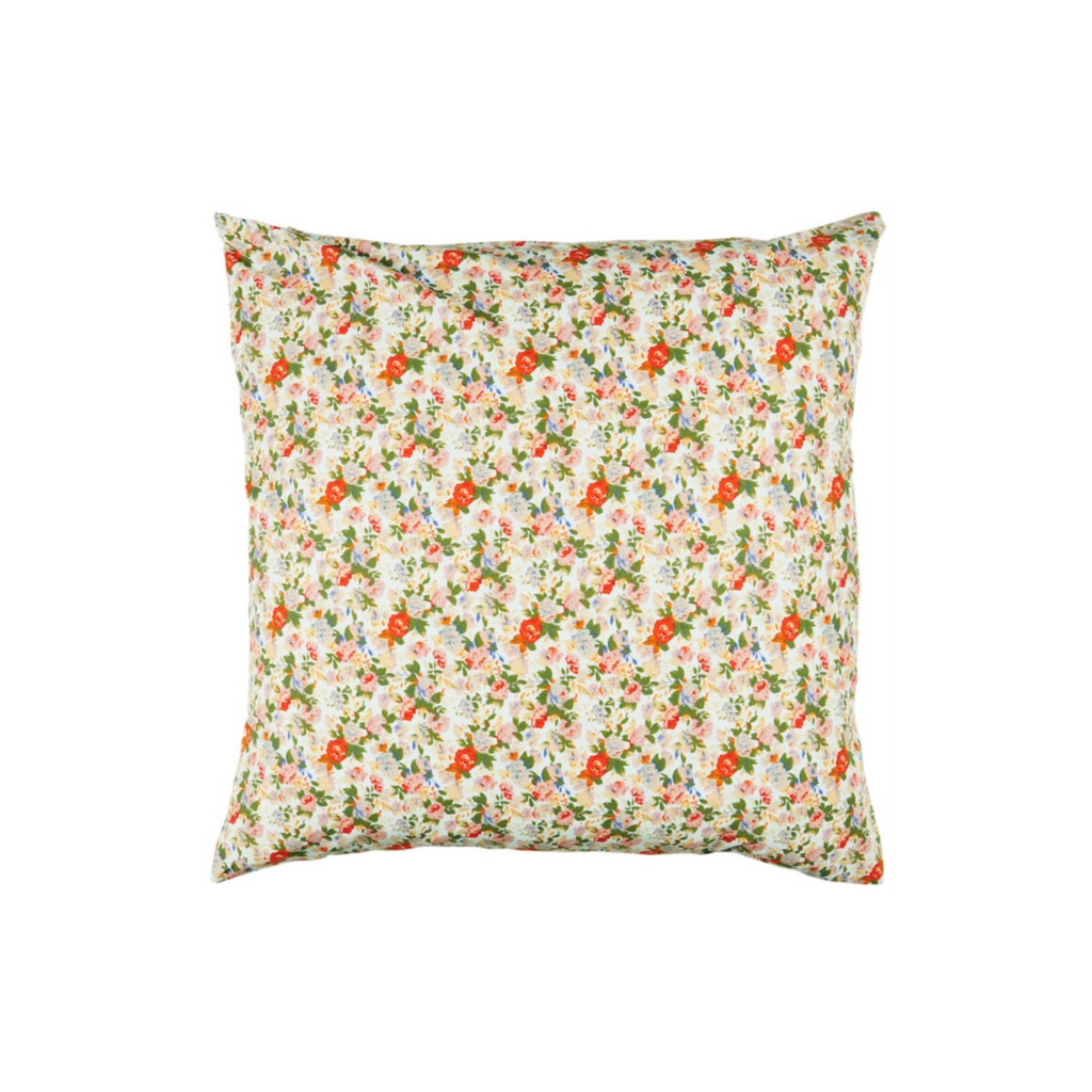 Ib Laursen Kissenbezug mit Blumen in Orange Rosa und Creme im skandinavischen Landhausstil