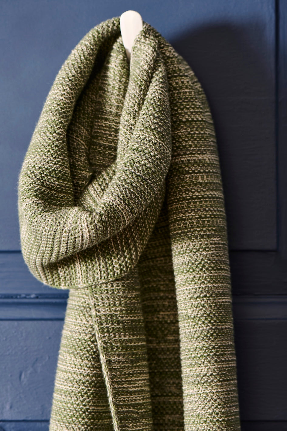 Ib Laursen Halstuch Grün Melange gestrickt aus Baumwolle mit feiner Melange-Struktur im skandinavischen Stil