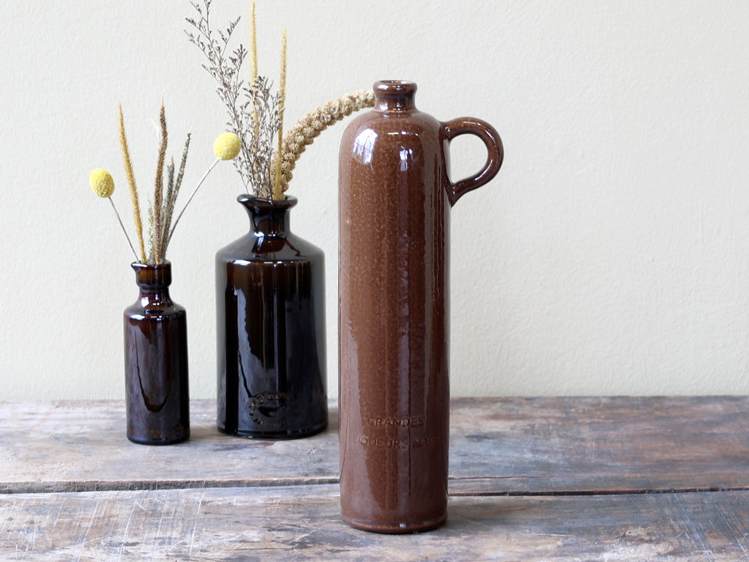 Vintage Keramikflasche von Chic Antique im Landhausstil