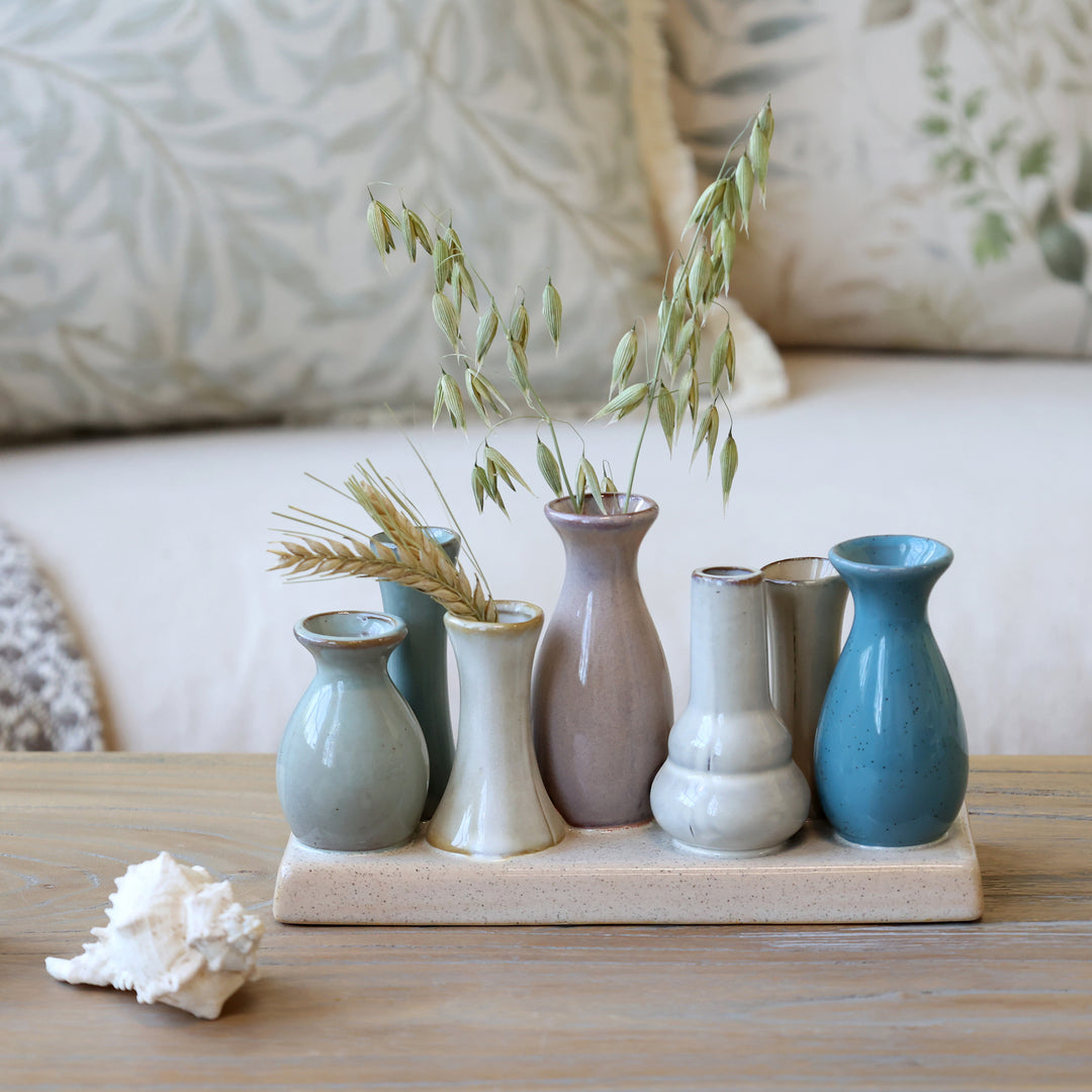 Chic Antique kleine Vasen auf Tablett Steingut dekoriert mit Getreide im Hygge Wohnstil
