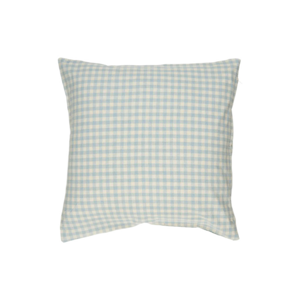 Ib Laursen Kissenbezug Viggo hellblau mit kleinen naturfarbenen Karos im skandinavischen Landhausstil