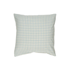 Ib Laursen Kissenbezug Viggo hellblau mit kleinen naturfarbenen Karos im skandinavischen Landhausstil