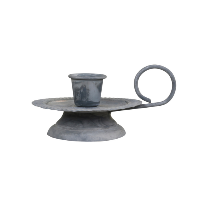 Chic Antique Kammerleuchter auf Fuß Antique Zink Eisen freigestellt
