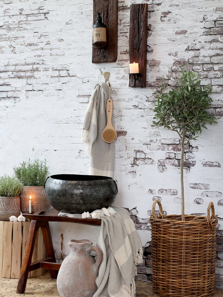 Chic Antique Wandkerzenhalter mit Holzbrett und Eisenhalter für Stumpenkerzen