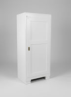 Antiker Vorratsschrank