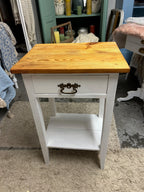 Antiker Beistelltisch, Naturplatte, Shabby Chic