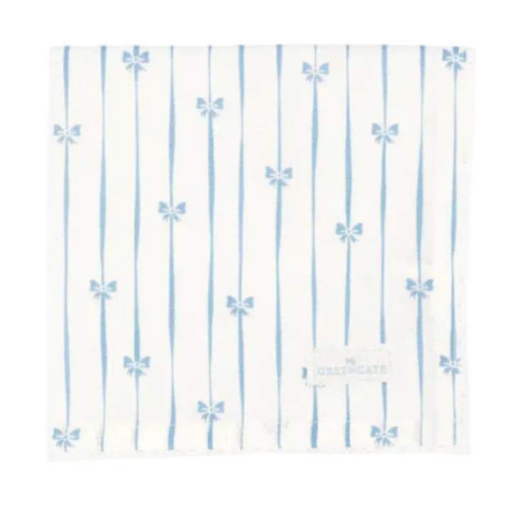 GreenGate Stoffserviette Dolobella hellblau mit floralem Muster und Spitze im skandinavischen Landhausstil