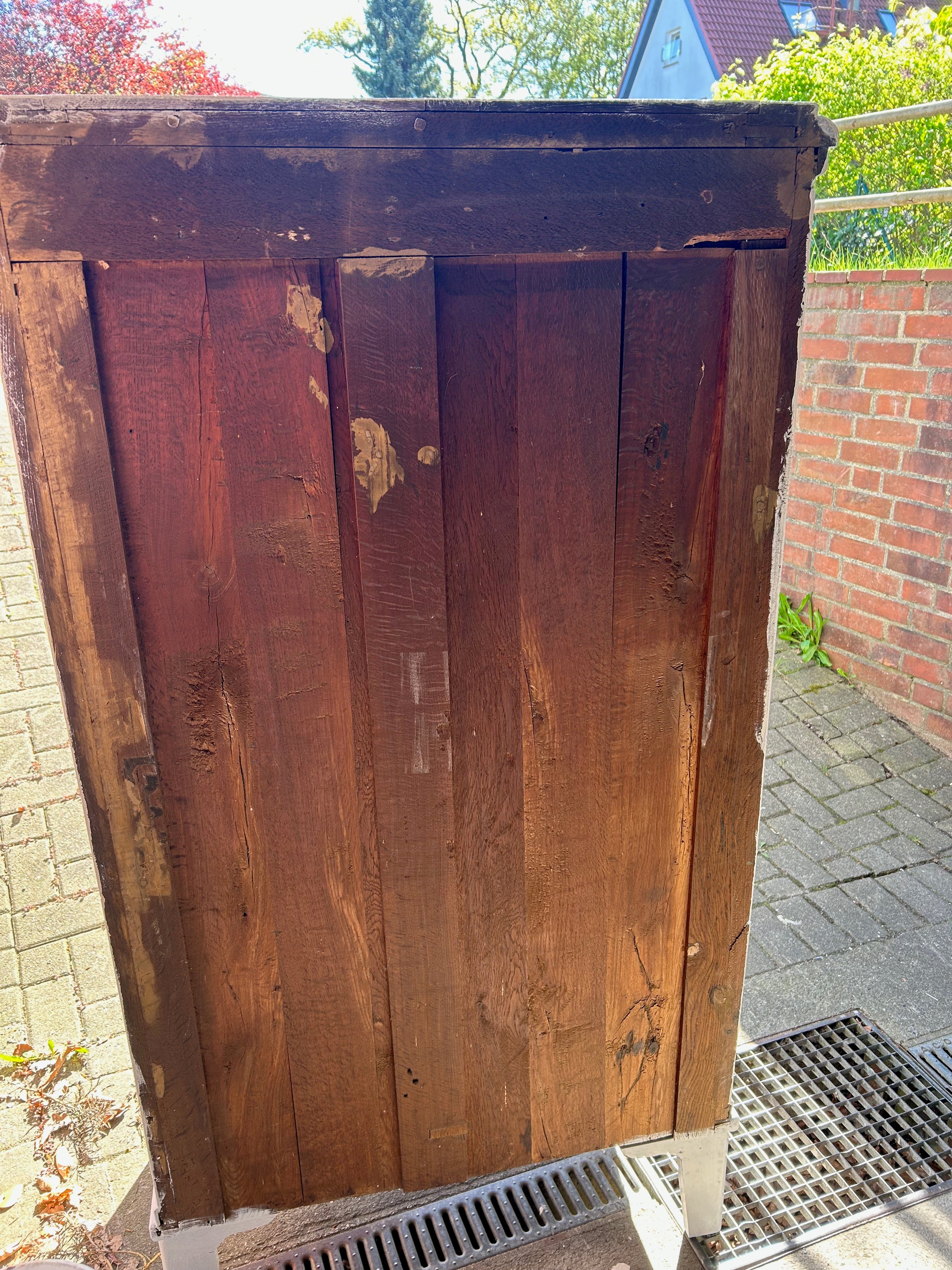 Antiker Schrank, hellgrau, Mooreiche