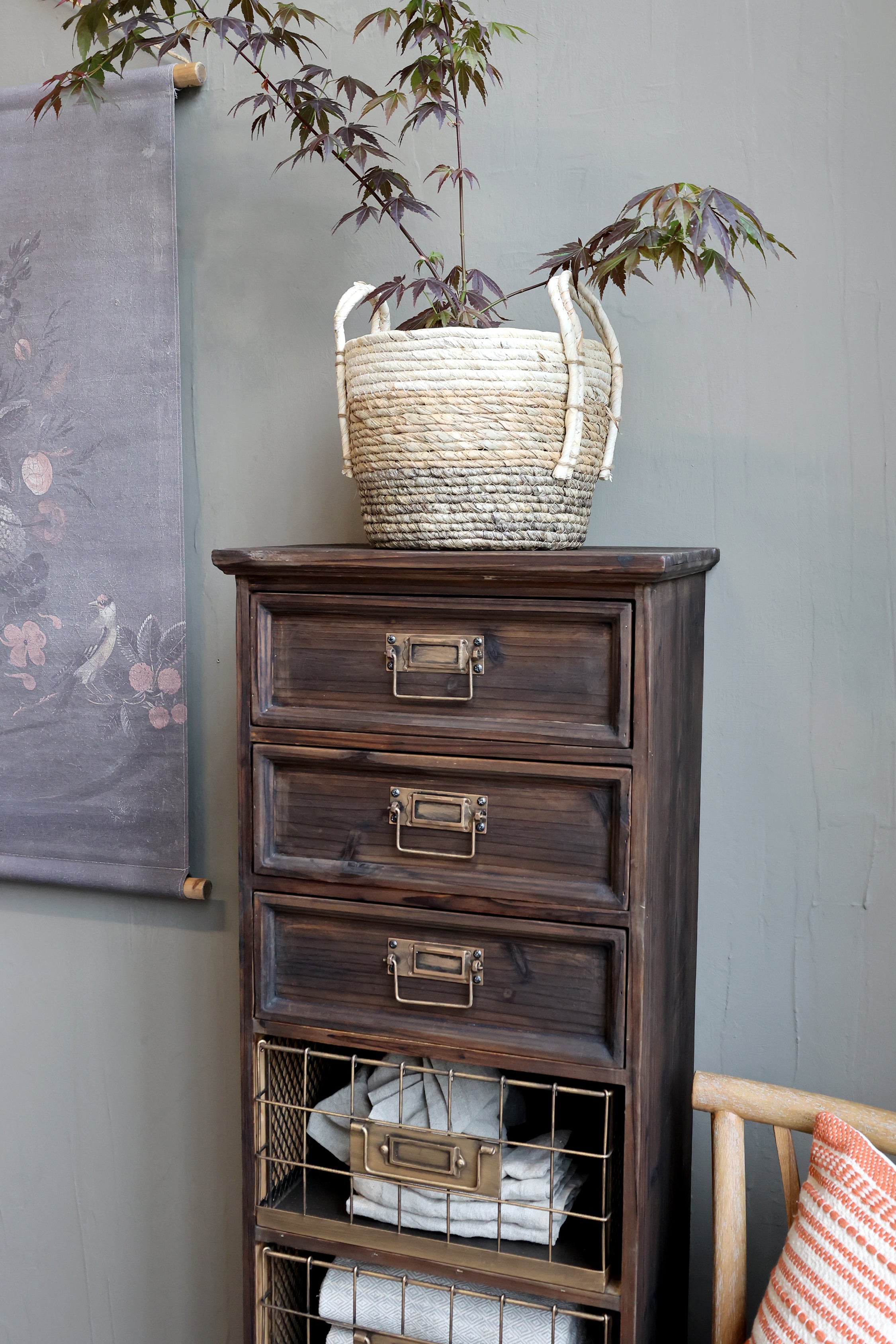 Nancy Blumentopf mit Blumenmotiv