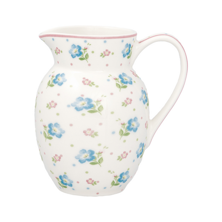 GreenGate Krug Rosalia Weiß 0,5 Liter aus Porzellan freigestellt