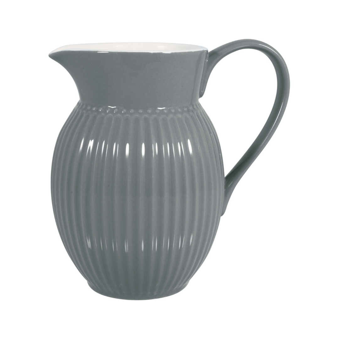 GreenGate Krug Alice Steingrau 0,5 Liter aus Porzellan freigestellt