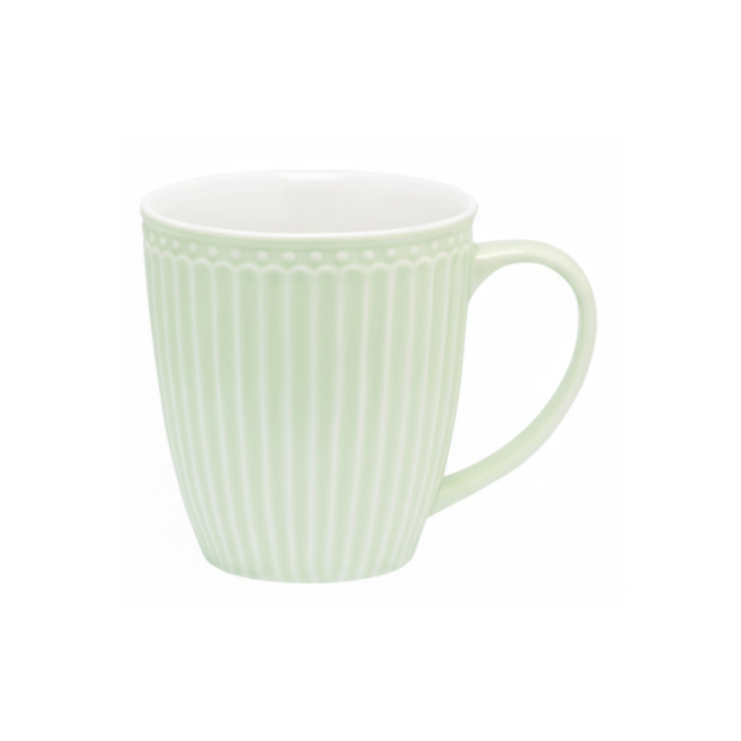 GreenGate Henkeltasse Alice Hellgrün aus Porzellan 0,35 l freigestellt