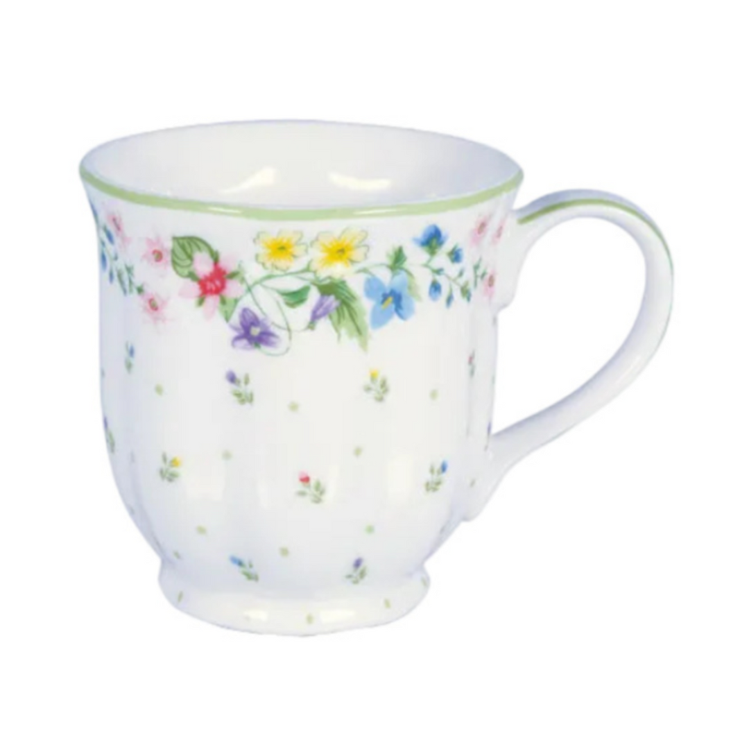 GreenGate Teetasse Karolina Weiß aus Porzellan mit buntem Blumenmuster