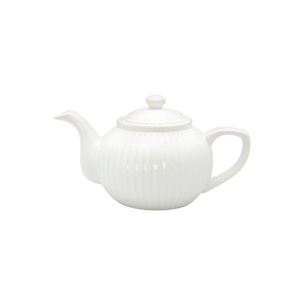 GreenGate Teekanne Alice Weiß 1,5 Liter aus Porzellan freigestellt