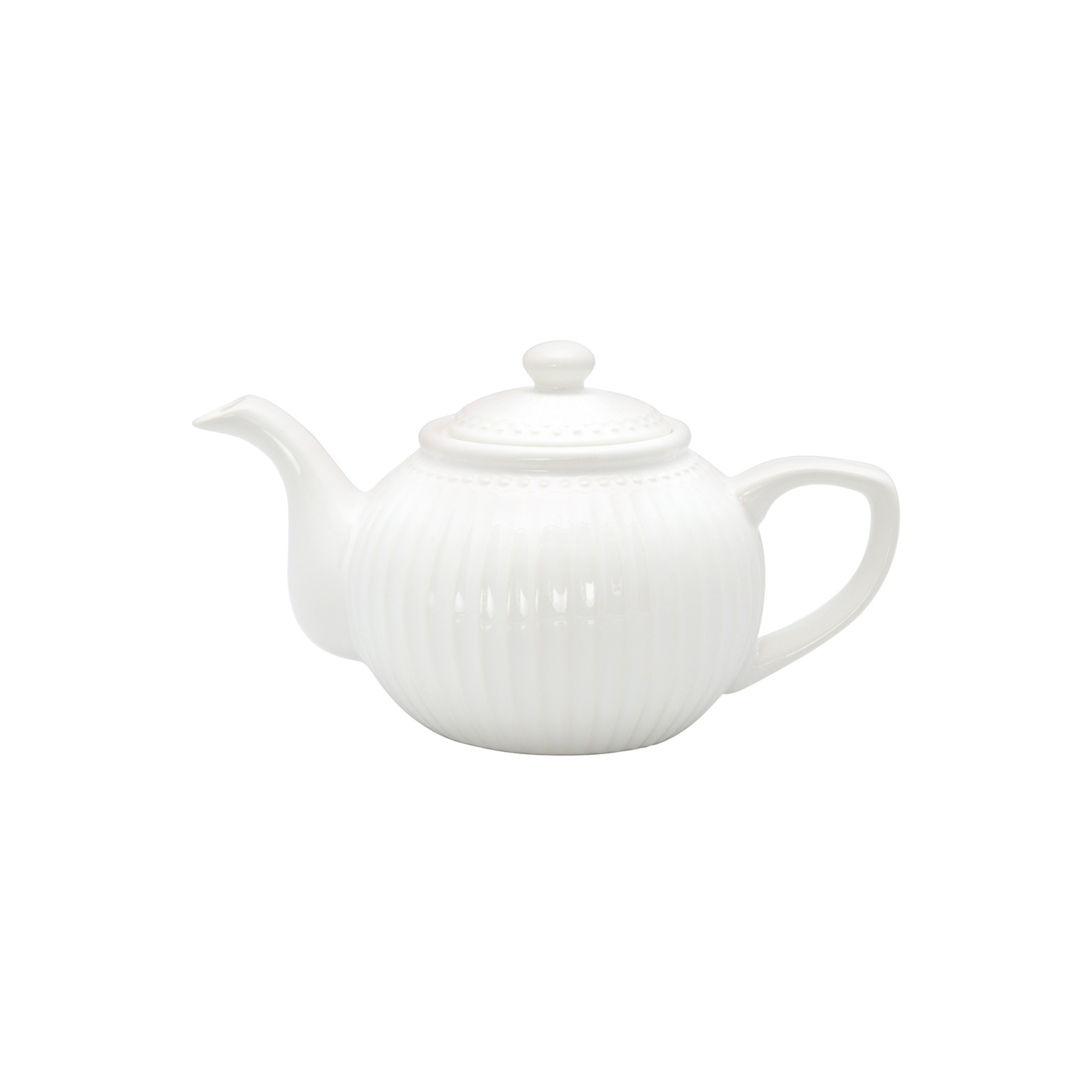 GreenGate Teekanne Alice Weiß 1,5 Liter aus Porzellan freigestellt