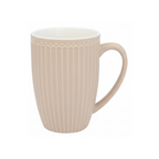 GreenGate Große Tasse Alice Fudge 0,5 l aus Porzellan freigestellt