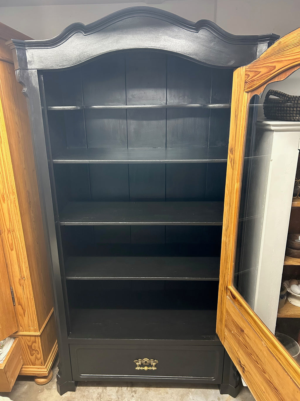 Antike Vitrine Louis Philippe, Shabby Chic