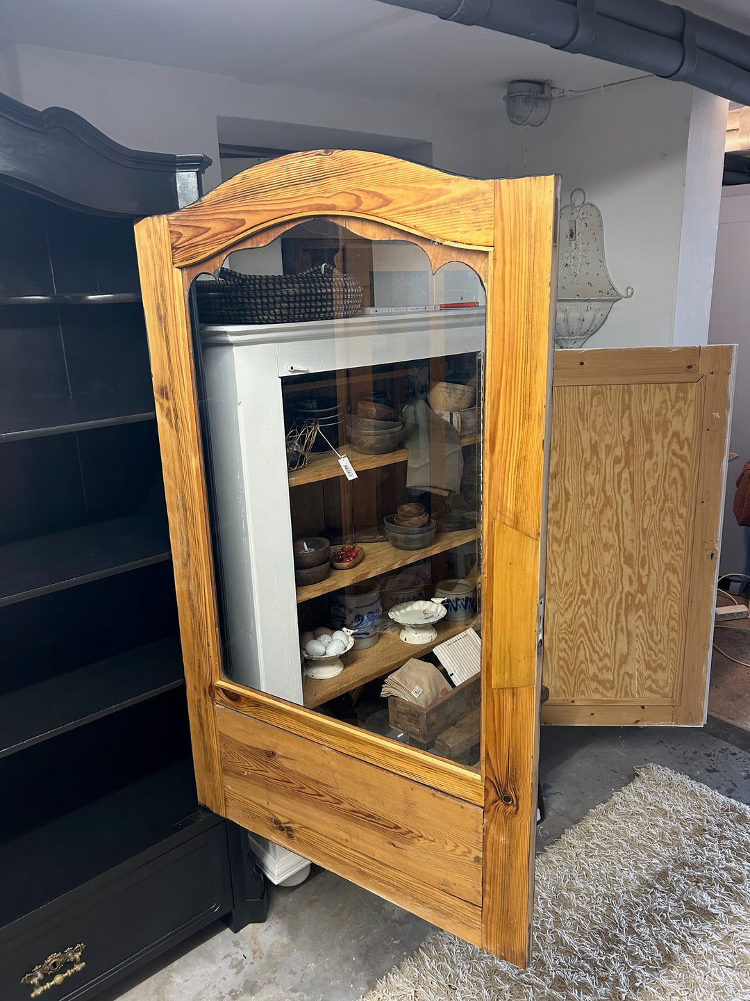 Antike Vitrine Louis Philippe Schwarz Shabby Chic