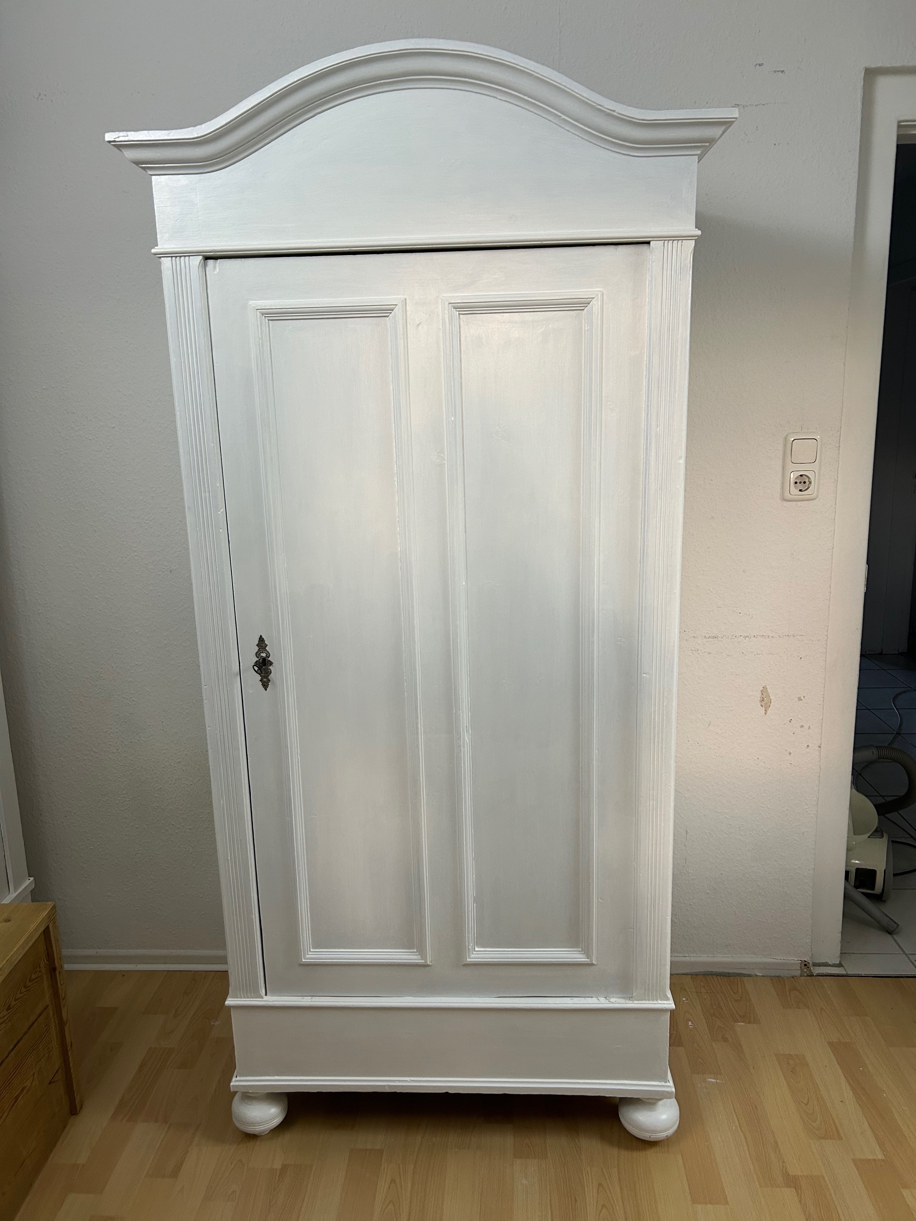 Antiker Garderobenschrank, Gründerzeit