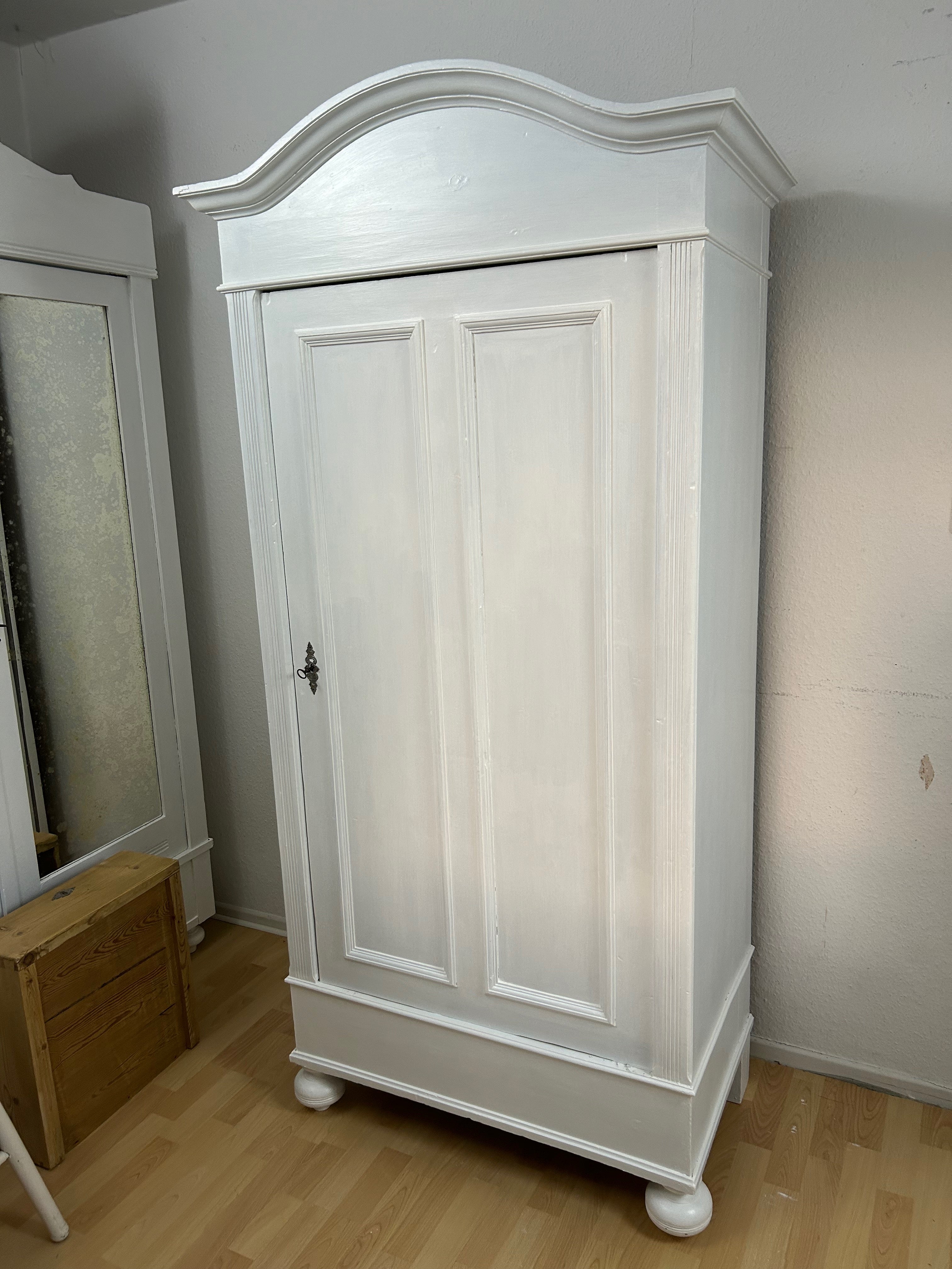 Antiker Garderobenschrank, Gründerzeit