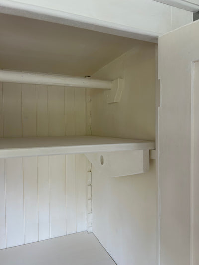 Antiker Garderobenschrank, Shabby Chic