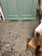 Antiker Wäscheschrank, grün, Massivholz