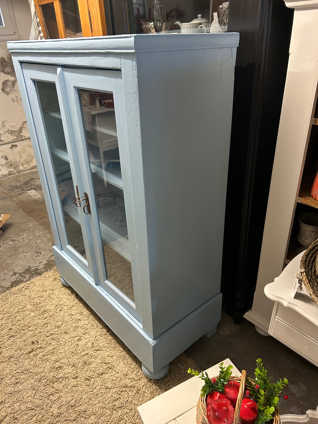 Antike Vitrine aus Schweden Shabby Chic