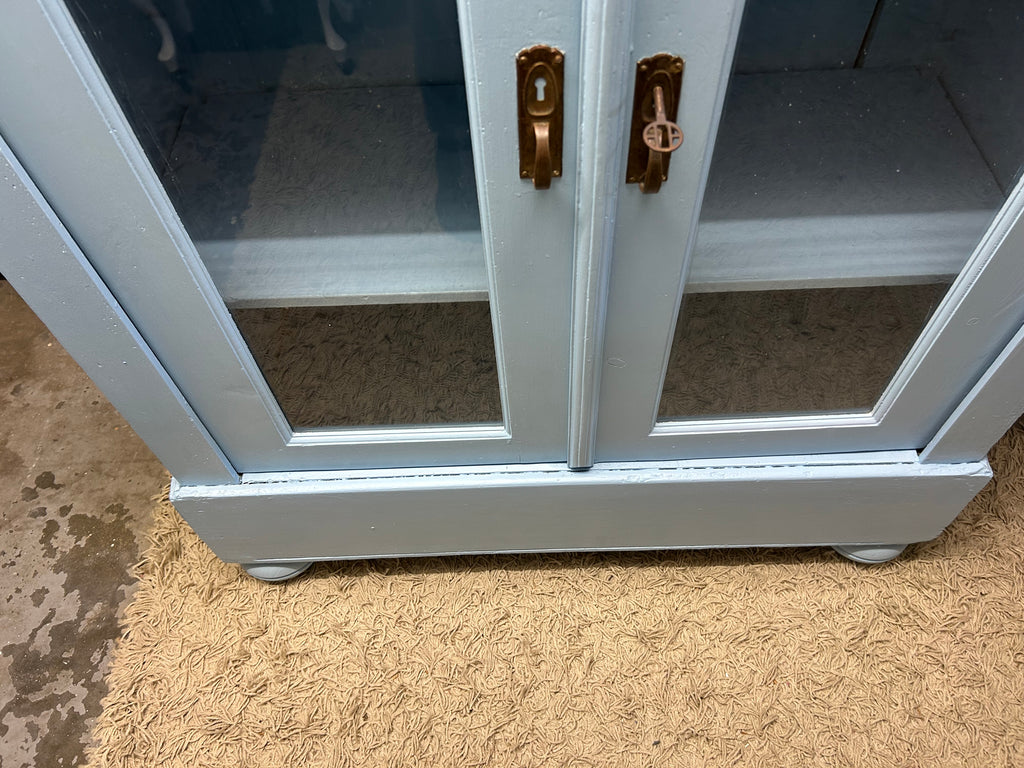 Antike Vitrine aus Schweden Shabby Chic