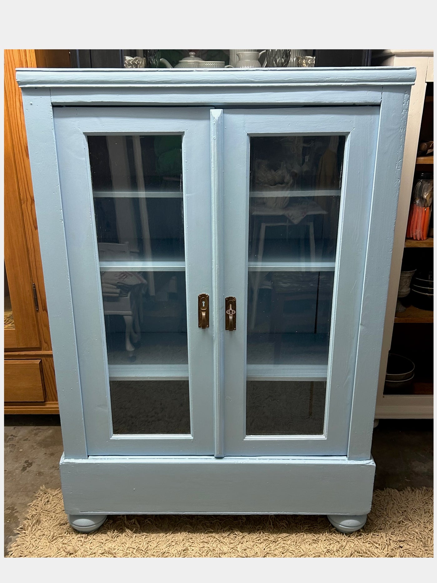 Antike Vitrine aus Schweden Shabby Chic