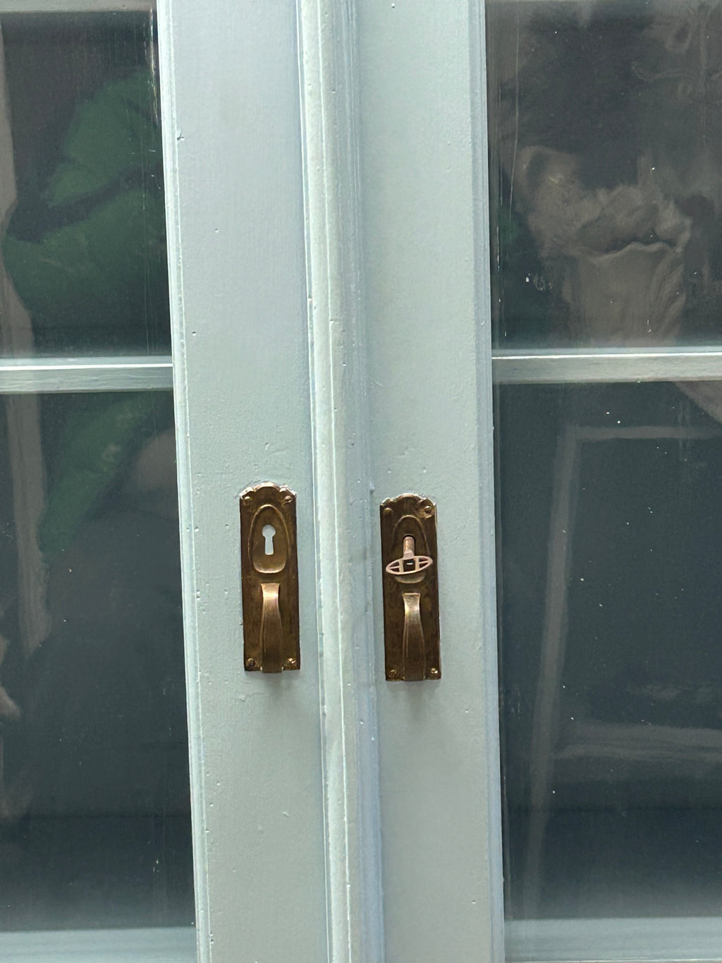 Antike Vitrine aus Schweden Shabby Chic