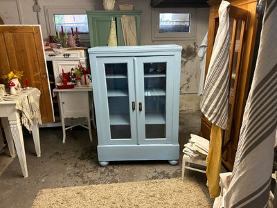 Antike Vitrine aus Schweden Shabby Chic