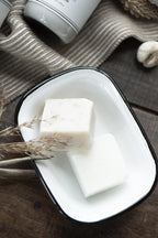 Ib Laursen Seifenschale Emaille weiß mit schwarzer Kante